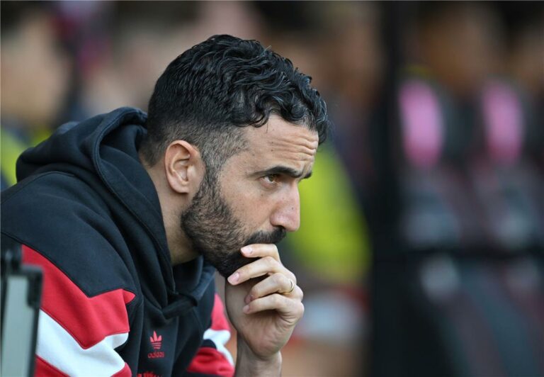 أموريم يحذر منافسيه: مانشستر يونايتد سيفوز بدوري الأبطال قريبًا.. وأنا دائمًا في القمة أموريم يحذر منافسيه: مانشستر يونايتد سيفوز بدوري الأبطال قريبًا.. وأنا دائمًا في القمة