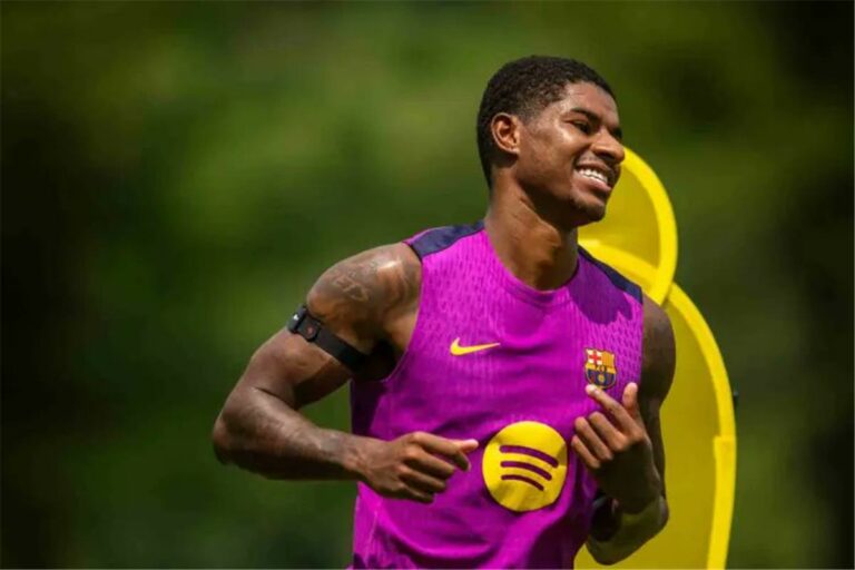 راشفورد: واثق من تسجيلي مع برشلونة.. وأريد إحراز 100 هدف