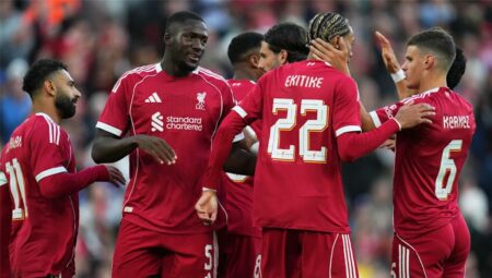 اتفاق شفهي.. ليفربول يوافق على رحيل مهاجمه للهلال السعودي