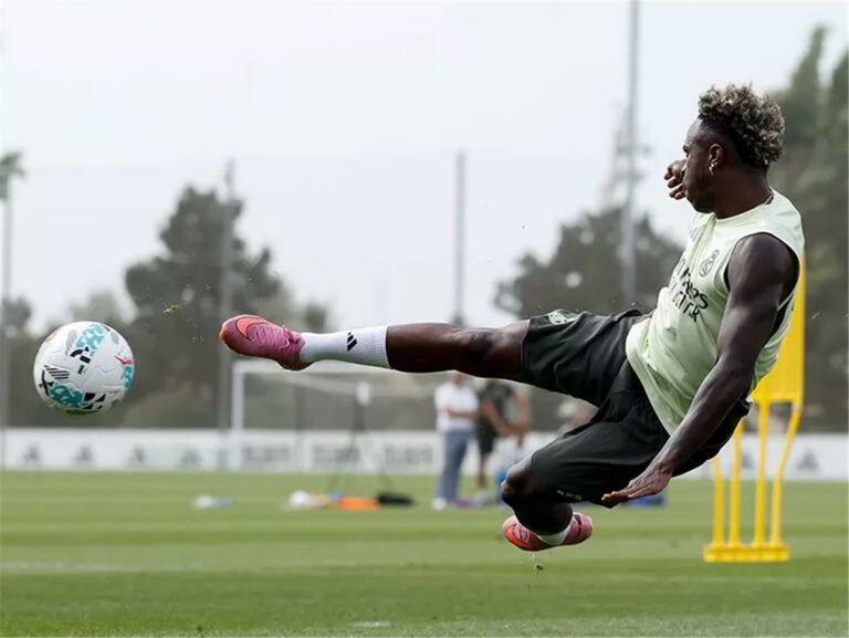 فينيسيوس يلهمه.. لاعب ريال مدريد يرفض الاستسلام وينتظر فرصته مع ألونسو