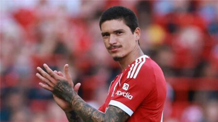 رسميًا.. ليفربول يعلن رحيل نونيز إلى الهلال السعودي