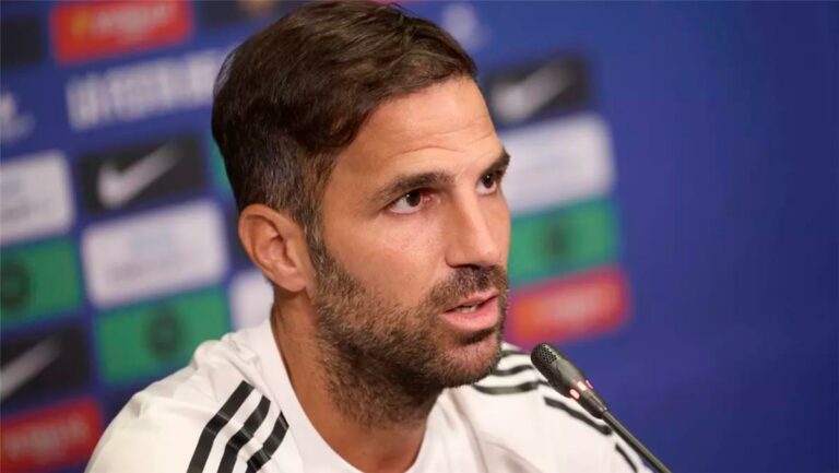 فابريجاس يفتح باب التعاقد مع لاعب برشلونة ويؤكد: يامال ساحر وأتطلع لحديث خاص