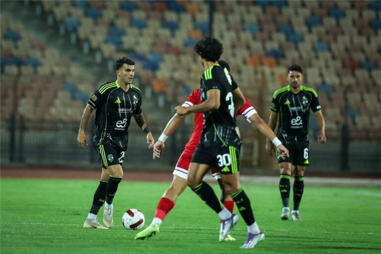 فيديو | أسيستات زيزو لا تكفي.. الأهلي يفقد أول نقطتين بـ تعادل مثير مع مودرن سبورت في الدوري