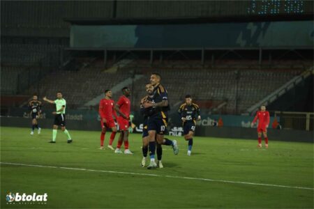 لجنة الحكام توضح لـبطولات مدى أحقية الأهلي في ركلة جزاء لـ جراديشار أمام مودرن سبورت لجنة الحكام توضح لـبطولات مدى أحقية الأهلي في ركلة جزاء لـ جراديشار أمام مودرن سبورت