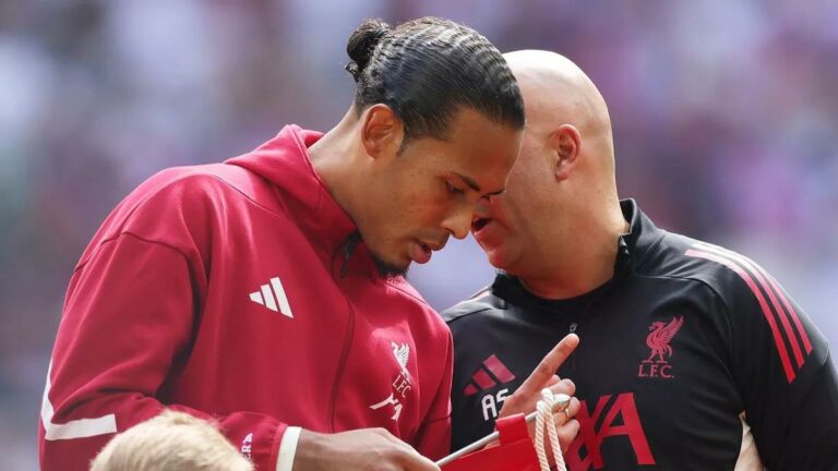 موندو ديبورتيفو: توتر في ليفربول بسبب فان دايك وسلوت موندو ديبورتيفو: توتر في ليفربول بسبب فان دايك وسلوت