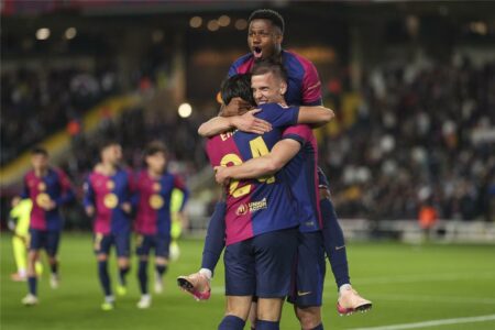 رئيس خيتافي عن إقامة مباراة برشلونة وفياريال في أمريكا: كفى تلاعب.. وأصبحنا أضحوكة رئيس خيتافي عن إقامة مباراة برشلونة وفياريال في أمريكا: كفى تلاعب.. وأصبحنا أضحوكة