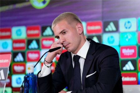 ماستانتونو يستفز جماهير ريال مدريد ويختار أفضل لاعب في العالم ماستانتونو يستفز جماهير ريال مدريد ويختار أفضل لاعب في العالم