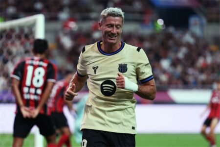 لا تنظروا إلى برشلونة.. ليفاندوفسكي يستفز ريال مدريد بشأن صفقة ماستانتونو لا تنظروا إلى برشلونة.. ليفاندوفسكي يستفز ريال مدريد بشأن صفقة ماستانتونو