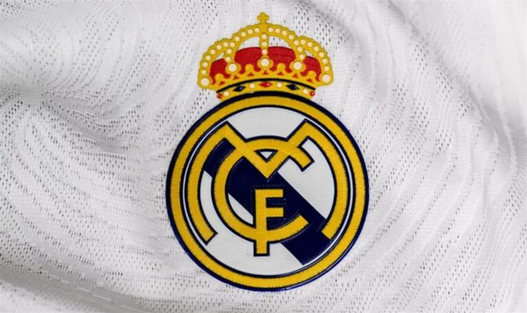 رسميًا.. ريال مدريد يحصن موهبته الشابة بعقد جديد