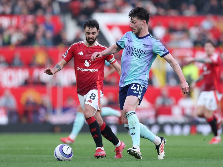 تشكيل مانشستر يونايتد وآرسنال في الدوري الإنجليزي .. موقف جيوكيريس وسيسكو