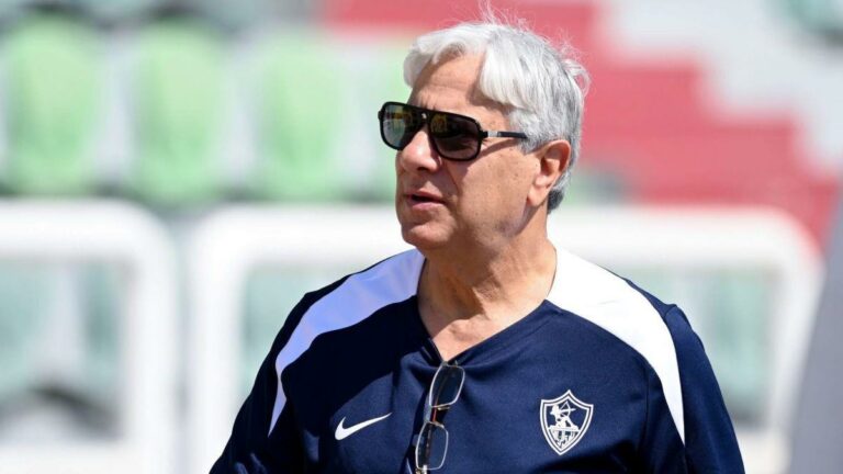 مدير الكرة في الزمالك يوضح مصير أحمد فتوح مع الفريق.. ويصرح: نعمل على معالجة مشاكل بانزا