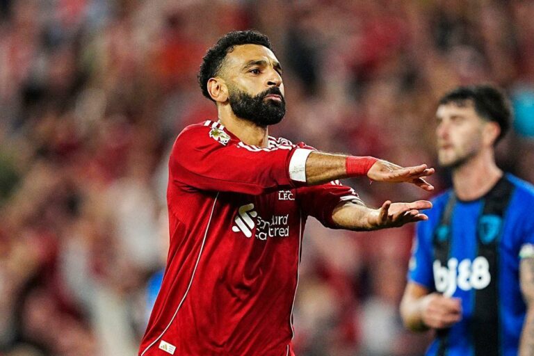 كاراجر: إنجاز محمد صلاح لن يتكرر هذا الموسم.. وأرقام هالاند مذهلة