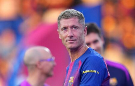 موقف ليفاندوفسكي من مباراة برشلونة وليفانتي في الدوري الإسباني