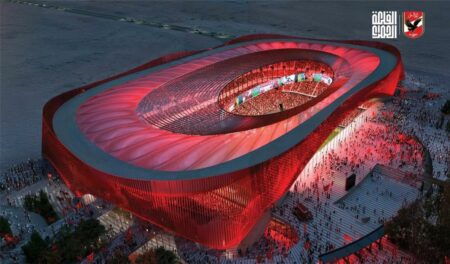 شوبير يكشف حقيقة توقف الأعمال في استاد الأهلي الجديد