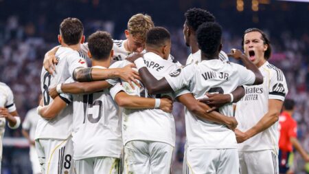 ريال مدريد يتوصل لاتفاق لتمديد عقد لاعبه وسط اهتمام أندية أوروبية