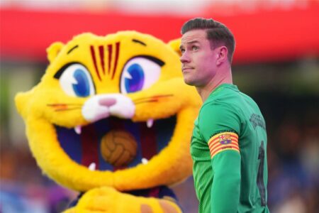 موقف تير شتيجن من خوض مباراة برشلونة وفياريال في ميامي