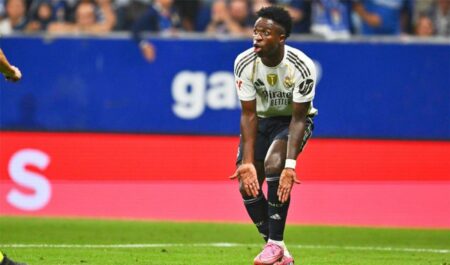 سبورت: فينيسيوس يكتسب عداوة جديدة.. وموسم صعب ينتظره مع ريال مدريد