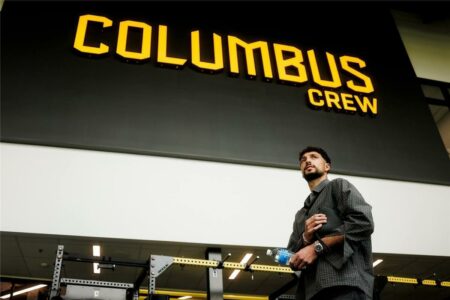 خاص ومفاجأة | الأهلي تجاهل عرضًا بـ10 ملايين دولار لضم وسام أبو علي