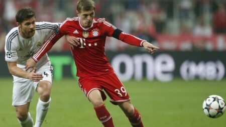 كروس يوجه نصيحة إلى تشابي ألونسو لتجنب مصير لوبيتيجي مع ريال مدريد