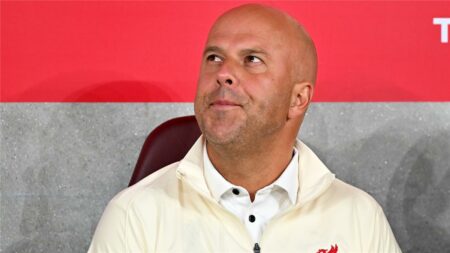 بسبب ضعف الهجوم.. سلوت يرفض رحيل لاعب ليفربول في ميركاتو الصيف بسبب ضعف الهجوم.. سلوت يرفض رحيل لاعب ليفربول في ميركاتو الصيف