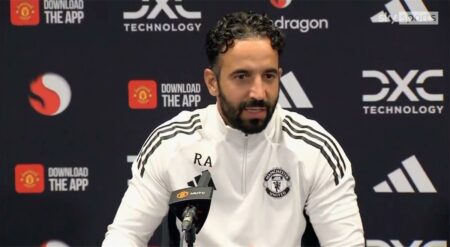 أموريم يلمح لقرار صادم قبل لقاء مانشستر يونايتد ضد بيرنلي في الدوري الإنجليزي أموريم يلمح لقرار صادم قبل لقاء مانشستر يونايتد ضد بيرنلي في الدوري الإنجليزي