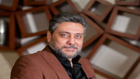 تامر فرج يكشف تفاصيل زيجاته الخمسة وزوجته تعلق تامر فرج يكشف تفاصيل زيجاته الخمسة وزوجته تعلق