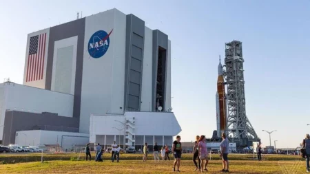 ناسا: أمريكا تتوقع إرسال رواد فضاء إلى المريخ مطلع ثلاثينيات القرن الحالي ناسا: أمريكا تتوقع إرسال رواد فضاء إلى المريخ مطلع ثلاثينيات القرن الحالي