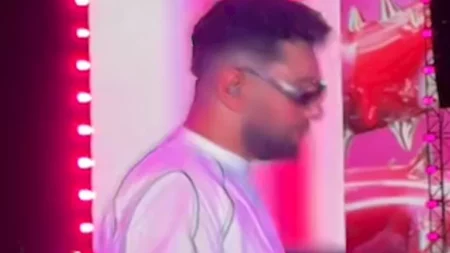 ليجي سي يتألق في حفل "العلمين الجديدة".. ويسأل الجمهور: حد حافظ "بيتادين"