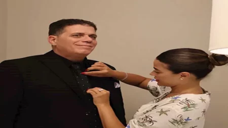 لأول مرة.. يارا السكري تنشر صورها مع والدها والجمهور يعلق