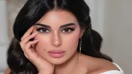 ياسمين صبري بإطلالة جذابة في أحدث ظهور.. ما سر اختيارها لـ اللون الأسود؟