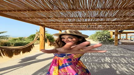 بفستان بألوان صيفيه .. ملك أحمد زاهر تخطف الأنظار من أحدث ظهور لها بفستان بألوان صيفيه .. ملك أحمد زاهر تخطف الأنظار من أحدث ظهور لها