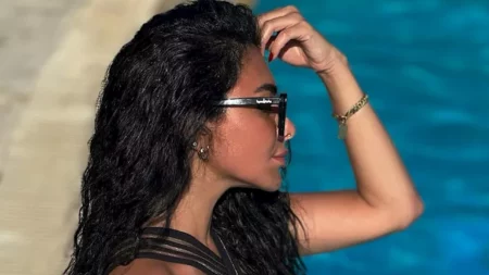 "كارداشيان العرب".. 20 صورة لـ أجرأ إطلالات صيفية لـ ميرهان حسين "كارداشيان العرب".. 20 صورة لـ أجرأ إطلالات صيفية لـ ميرهان حسين