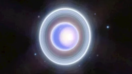 تلسكوب جيمس ويب يكشف قمرا جديدا حول أورانوس