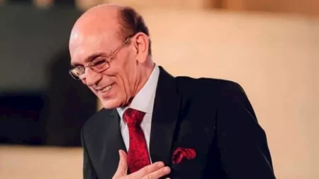 شقيق محمد صبحي في رسالة مؤثرة له: "الصامد الذي صبر حتى عجز الصبر عن صبره"