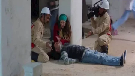 بسبب مشهد ساخر.. عزل الممثل حسين عباس من رئاسة فرع نقابة الفنانين باللاذقية- صور بسبب مشهد ساخر.. عزل الممثل حسين عباس من رئاسة فرع نقابة الفنانين باللاذقية- صور