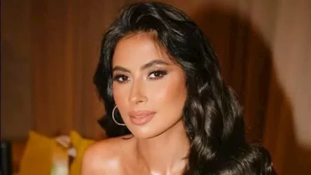 روبي بفستان جريء وقصير.. ما سر ارتدائها اللون الأحمر؟