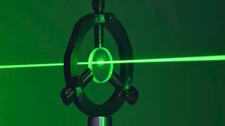 أشعة الليزر.. كيف تعمل وما هو أقوى ليزر في العالم؟