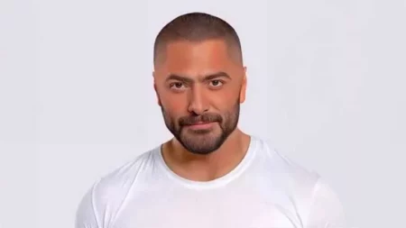 تامر حسني يهنئ شباب مصر بعد تأهلهم لأولمبياد لوس أنجلوس 2028