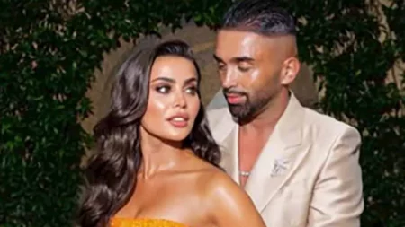 16 صورة لـ يمنى خوري بمجوهرات صادمة في حفل زفافها.. سعرها خيالي