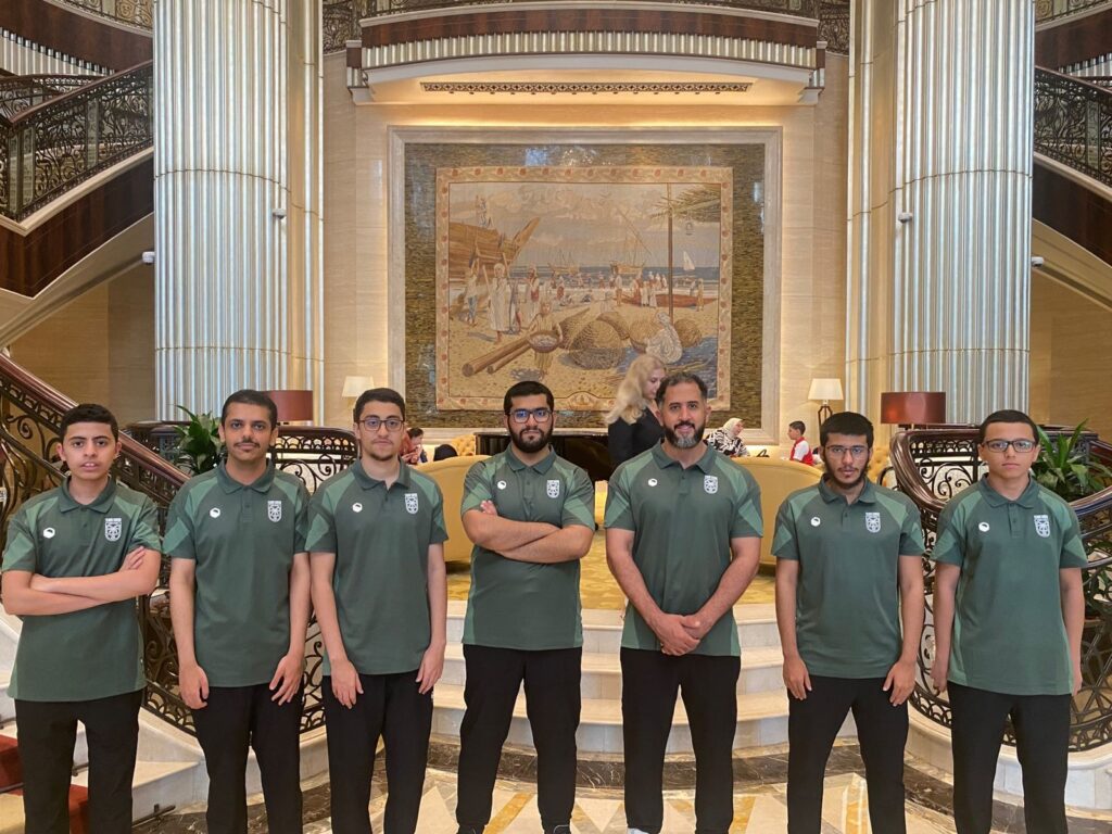 أخضر الشطرنج يشارك في مهرجان أبوظبي الدولي 1 أخضر الشطرنج يشارك في مهرجان أبوظبي الدولي