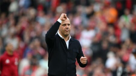 تمت.. ليفربول يحسم صفقة ذهبية في اليوم الأخير من ميركاتو الصيف تمت.. ليفربول يحسم صفقة ذهبية في اليوم الأخير من ميركاتو الصيف