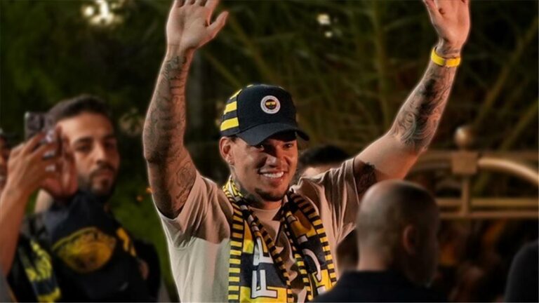 رسالة مؤثرة من إيدرسون بعد الرحيل عن مانشستر سيتي