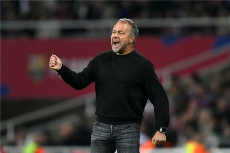 لاعب برشلونة يغادر المعسكر الدولي بسبب الإصابة