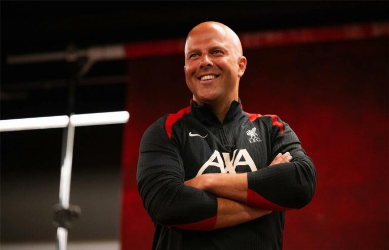 سلاح خطير.. ليفربول يمنح سلوت أسرع لاعب في أوروبا