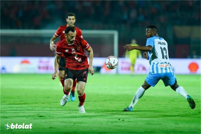 بعد رحيل ريبيرو.. هل قرر الأهلي التجديد لـ أحمد عبد القادر؟ بعد رحيل ريبيرو.. هل قرر الأهلي التجديد لـ أحمد عبد القادر؟