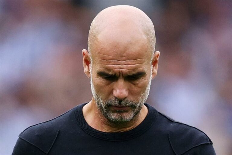 جوارديولا يكشف عن لاعب ندم على رحيله من مانشستر سيتي