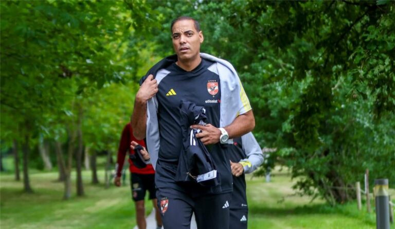 خالد بيبو يوضح حقيقة فشل تجربة الأهلي بالصفقات الجديدة.. ويصرح: لم يظهروا 50% من إمكانياتهم خالد بيبو يوضح حقيقة فشل تجربة الأهلي بالصفقات الجديدة.. ويصرح: لم يظهروا 50% من إمكانياتهم