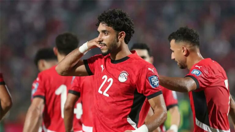 مانشستر سيتي يعلن موقف عمر مرموش من مباراة مانشستر يونايتد