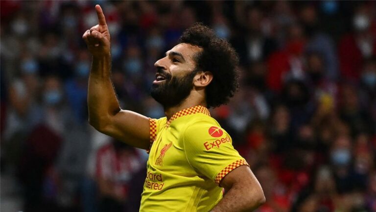 سيميوني يفضل لاعب أتلتيكو مدريد على محمد صلاح