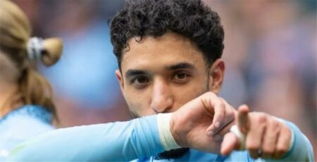 خسارة فادحة.. عمر مرموش يثير استياء جماهير مانشستر سيتي قبل ديربي الدوري الإنجليزي